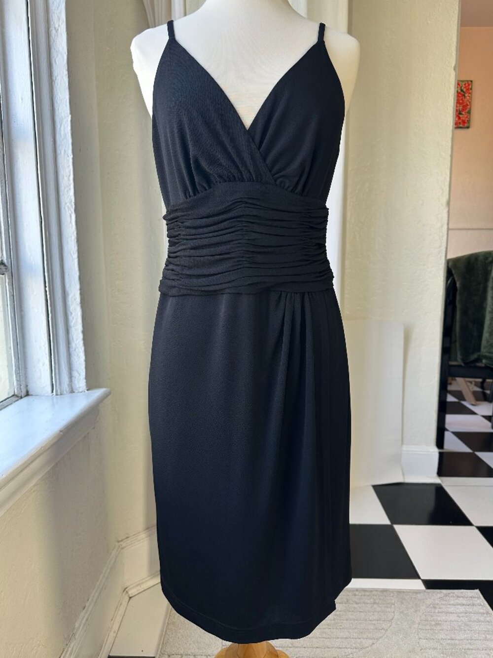 Calvin Klein Black Ruched Waist Surplice Cocktail Dress Size 8